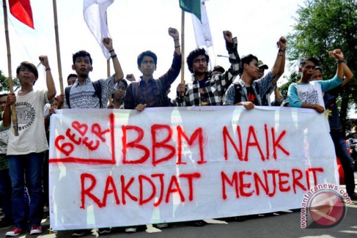 Menolak Kenaikan Harga BBM